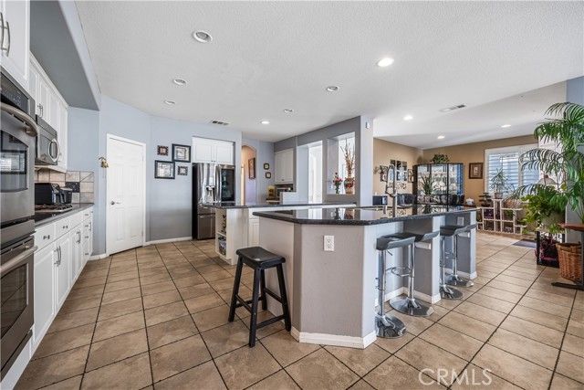 40755 Knollwood Court, Palmdale, CA 93551