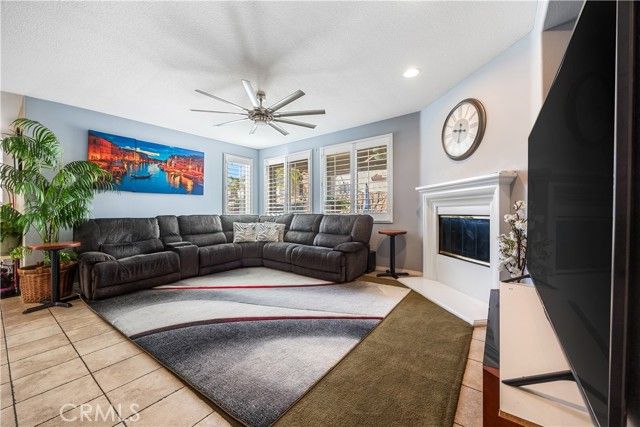 40755 Knollwood Court, Palmdale, CA 93551