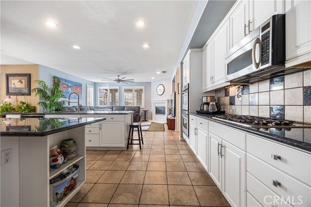 40755 Knollwood Court, Palmdale, CA 93551