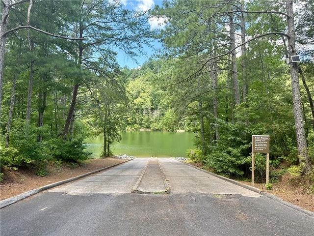 79 River Overlook Lane S, Ellijay, GA 30540