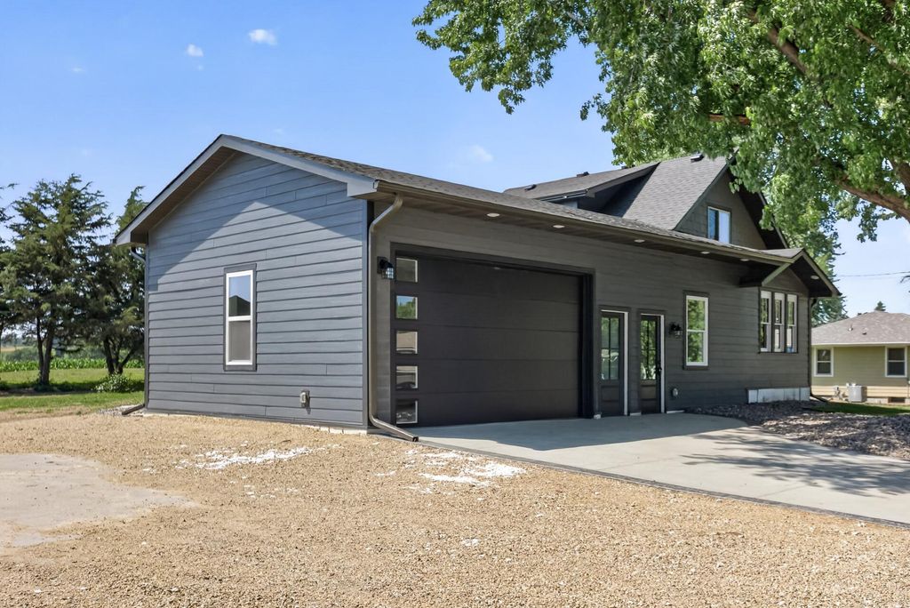 5146 Cleveland Street, Veseli, MN 55046 — exterior