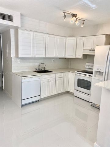 1120 102nd St 4, Bay Harbor Islands, FL 33154