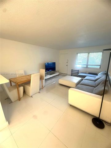 1120 102nd St 4, Bay Harbor Islands, FL 33154