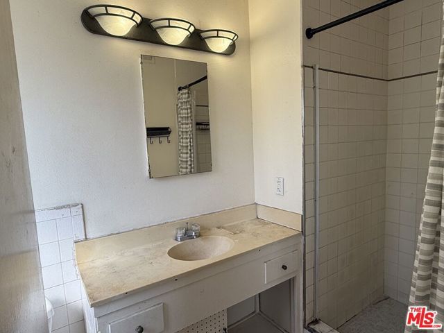 12733 Meadow Green Road, La Mirada, CA 90638