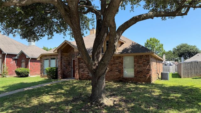 12603 Summer Hill Drive, Balch Springs, TX 75180