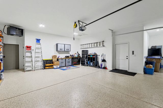 3920 N Brush Creek, Maize, KS 67101