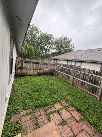 515 Luther DR A, Georgetown, TX 78628