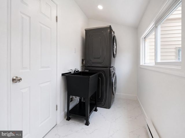 1717 S 56TH ST, Philadelphia, PA 19143