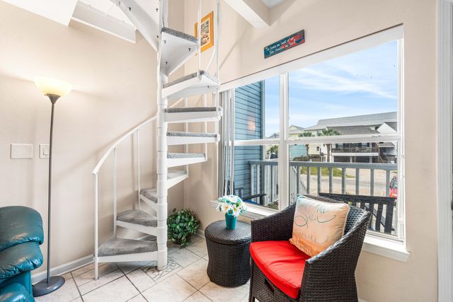 1430 Tina Drive APT 10, Navarre, FL 32566