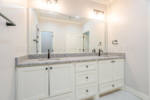 1714 Northridge Street, Dumas, TX 79029