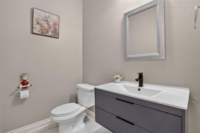 17852 Prairie Sky Way, Edmond, OK 73012