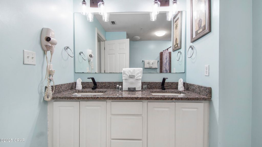 Image 18 of property listing at 14825 Front Beach Road 2003, Panama City Beach, FL 32413