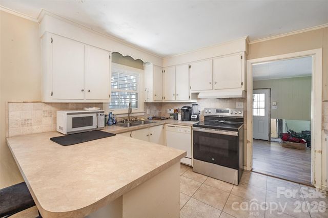 904 Timberlane Drive, Mount Holly, NC 28120