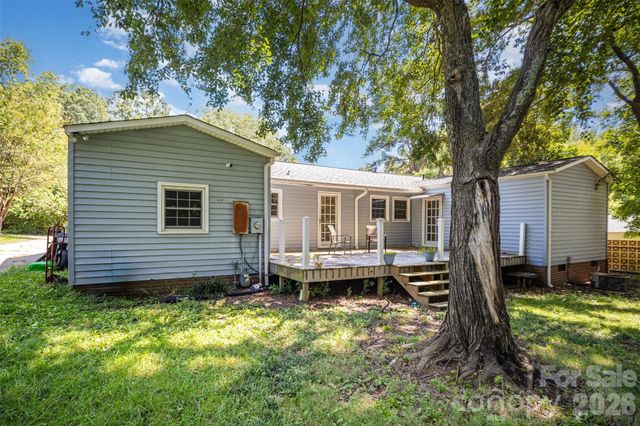 904 Timberlane Drive, Mount Holly, NC 28120