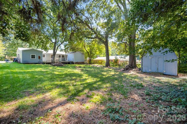 904 Timberlane Drive, Mount Holly, NC 28120