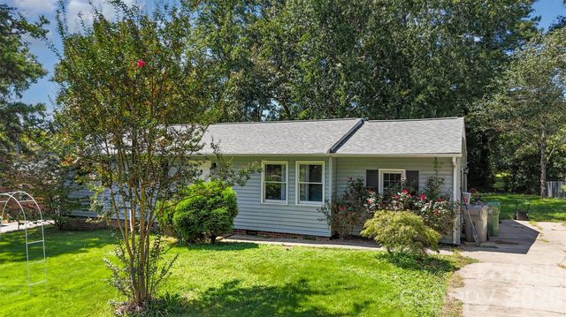 904 Timberlane Drive, Mount Holly, NC 28120