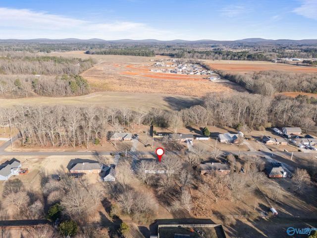 411 Ariel Drive NW, Harvest, AL 35749