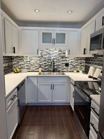 410 Livingston Avenue, Saint Paul, MN 55107