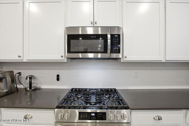 815 E Burdock Loop, Hayden, ID 83835