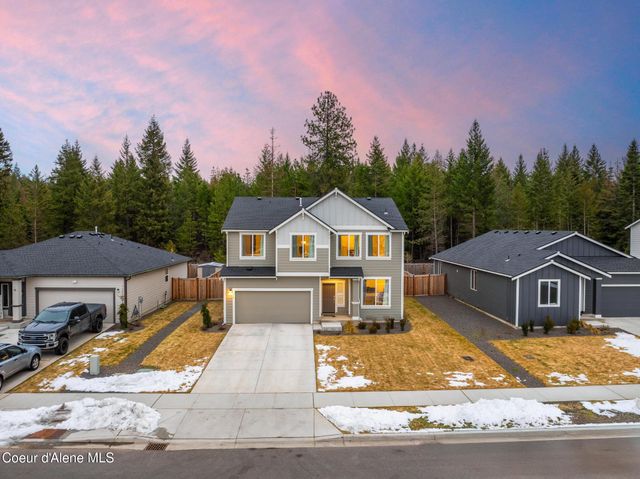 815 E Burdock Loop, Hayden, ID 83835