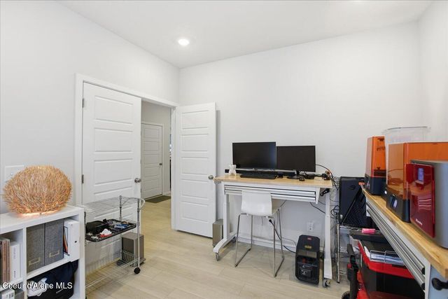 815 E Burdock Loop, Hayden, ID 83835