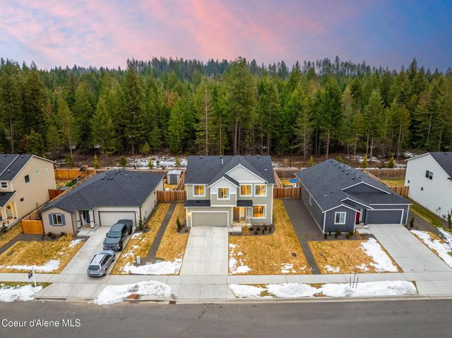 815 E Burdock Loop, Hayden, ID 83835