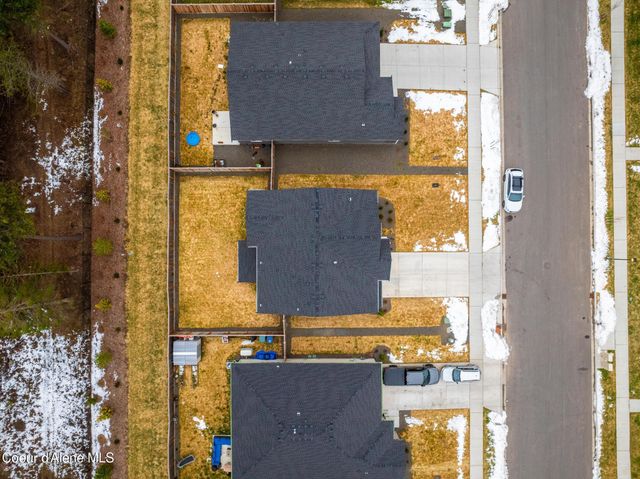 815 E Burdock Loop, Hayden, ID 83835