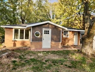 1201 Summer Street, Benton Harbor, MI 49022