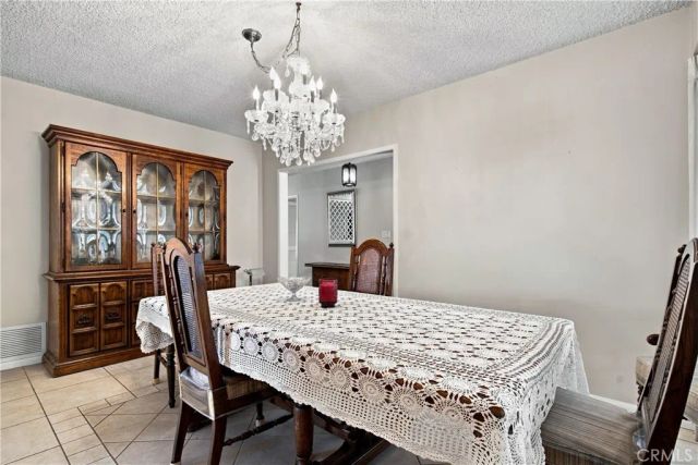 19208 Lassen, Northridge, CA 91324
