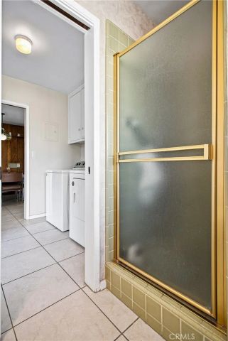 19208 Lassen, Northridge, CA 91324