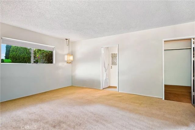 19208 Lassen, Northridge, CA 91324