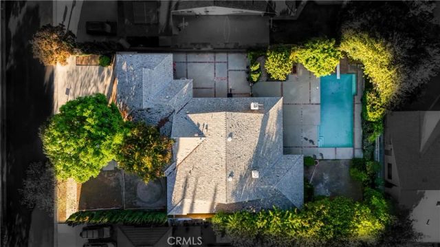 19208 Lassen, Northridge, CA 91324