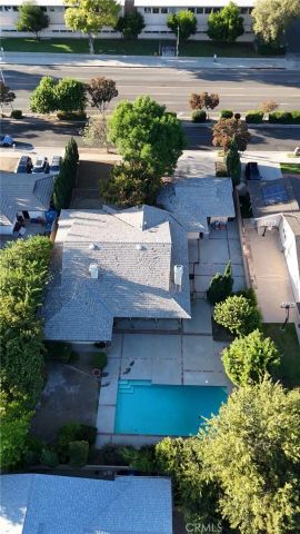 19208 Lassen, Northridge, CA 91324