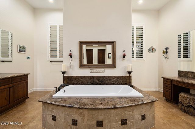 9894 E DESERT BEAUTY Drive, Scottsdale, AZ 85255