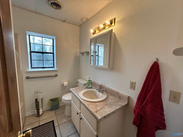 70 County Road 417, Centre, AL 35960