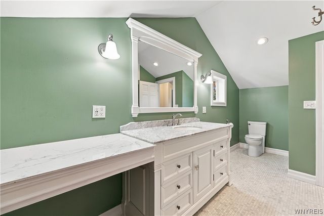 75 Long Avenue, Hamburg, NY 14075
