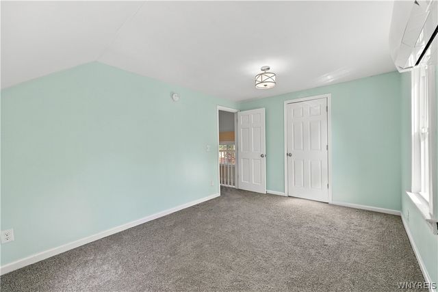 75 Long Avenue, Hamburg, NY 14075