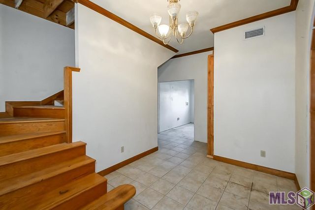 2116 Fairchild St, Baton Rouge, LA 70807