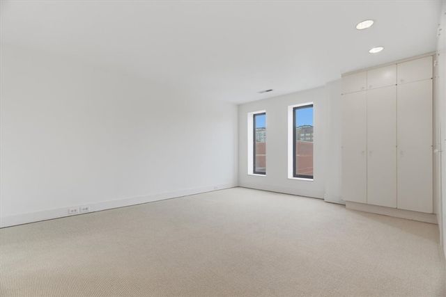 540 N Neville Street 504, Oakland, PA 15213