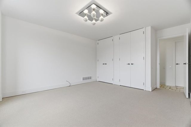 540 N Neville Street 504, Oakland, PA 15213