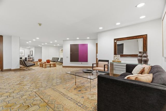 540 N Neville Street 504, Oakland, PA 15213