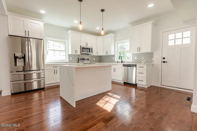 1659 Lenox Road, Schenectady, NY 12308