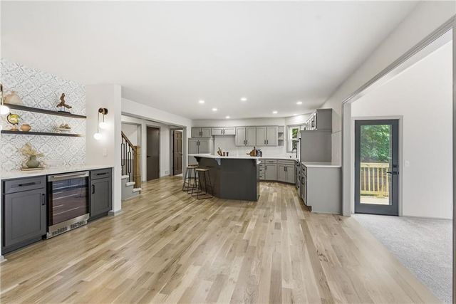 10011 W 125th Terrace, Overland Park, KS 66213