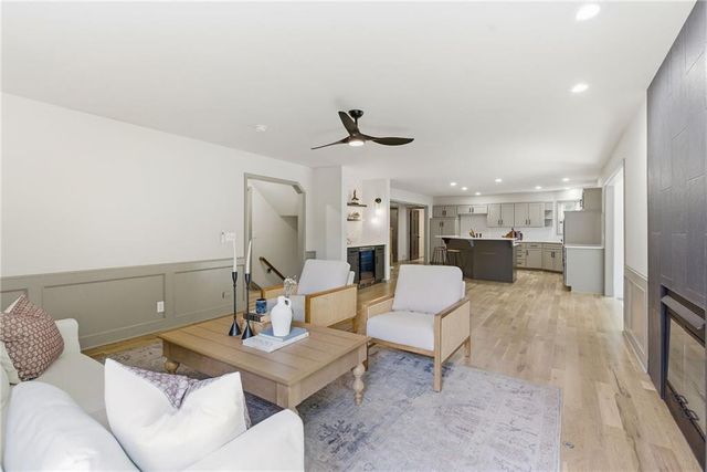 10011 W 125th Terrace, Overland Park, KS 66213