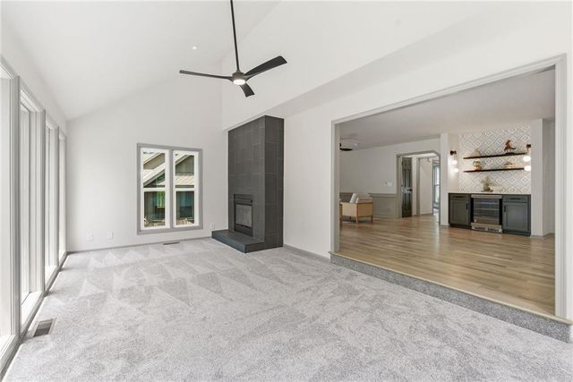 10011 W 125th Terrace, Overland Park, KS 66213