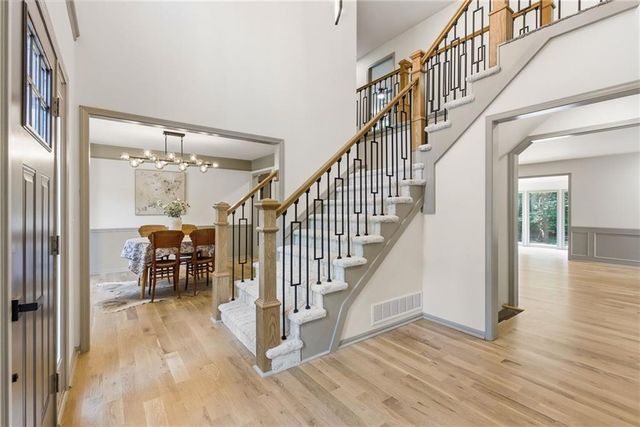 10011 W 125th Terrace, Overland Park, KS 66213