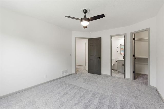10011 W 125th Terrace, Overland Park, KS 66213