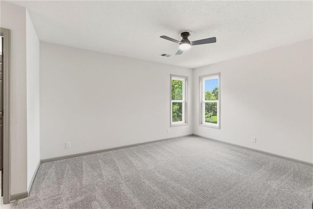 10011 W 125th Terrace, Overland Park, KS 66213