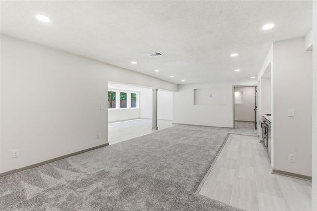 10011 W 125th Terrace, Overland Park, KS 66213