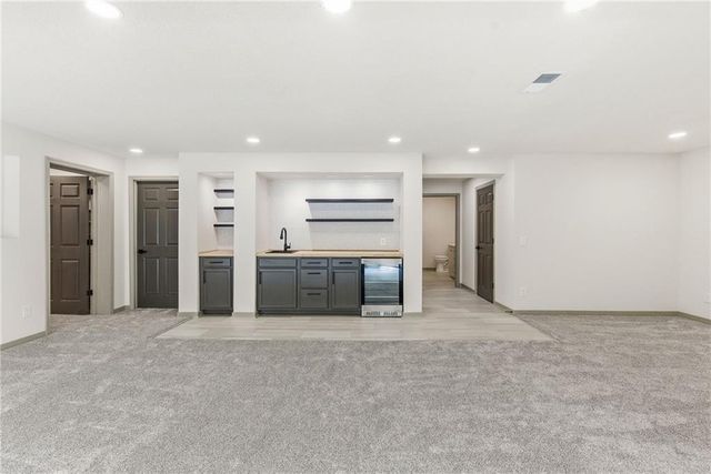 10011 W 125th Terrace, Overland Park, KS 66213